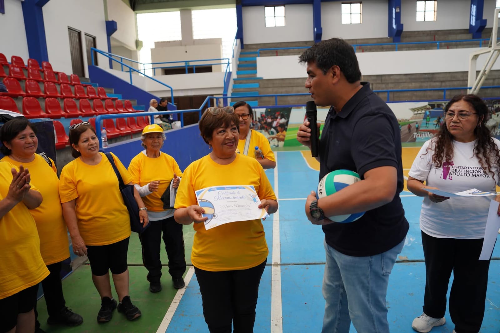 Municipalidad de Trujillo organiza campeonato de vóley newcom para adultos mayores