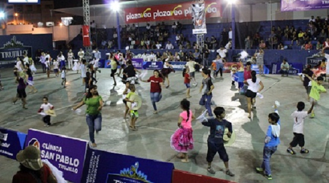 Empezaron los tradicionales ensayos del concurso nacional de la Marinera