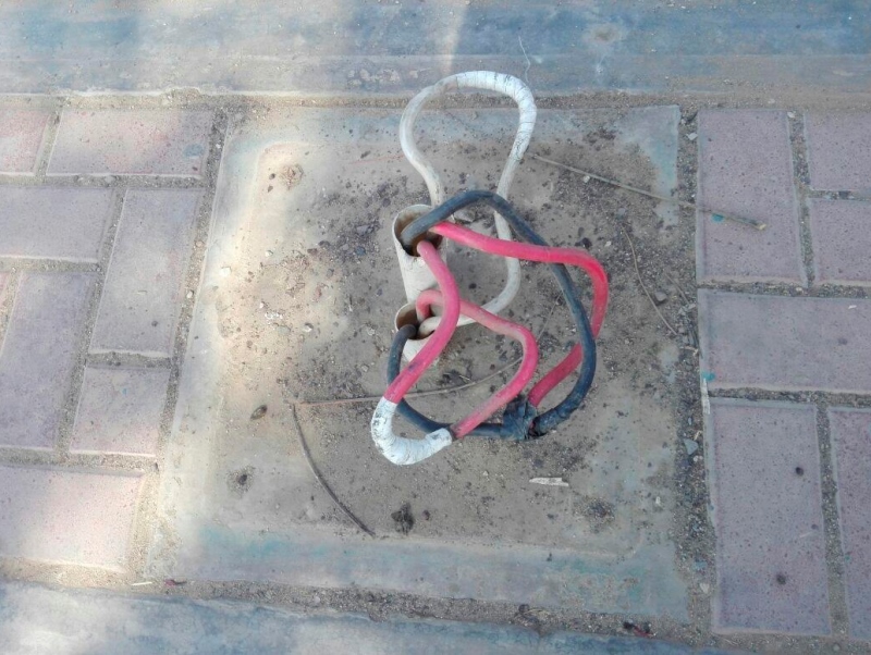 Trujillo: escolares en peligro por robo de luminarias en parque César Vallejo