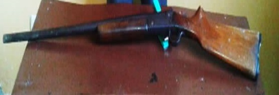 Detienen a sujeto que habría amenazado a su pareja con escopeta