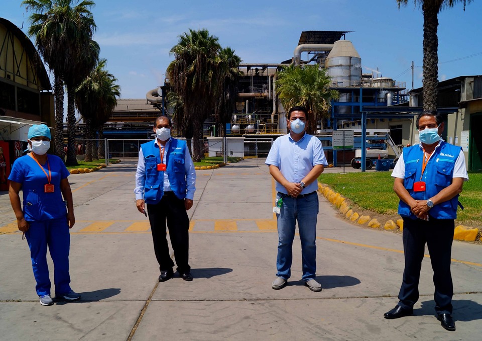 Essalud recibe donación de  alcohol medicinal de  agroindustrial Laredo