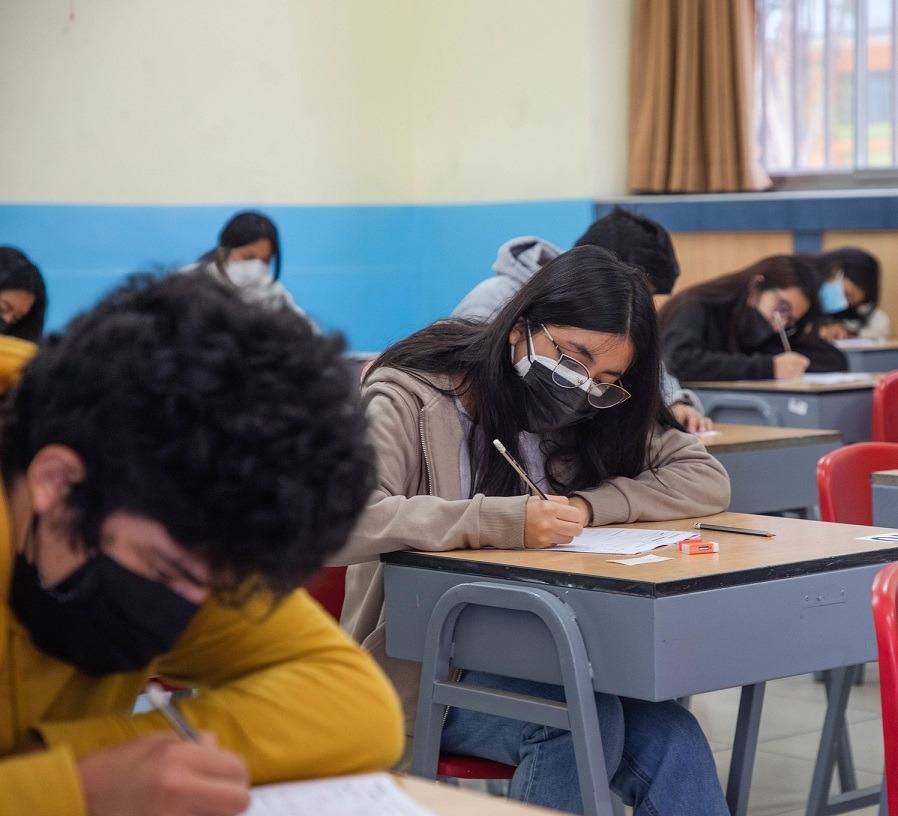 Postulantes reciben orientación vocacional para admisión a beca “Hijos de Docentes” 