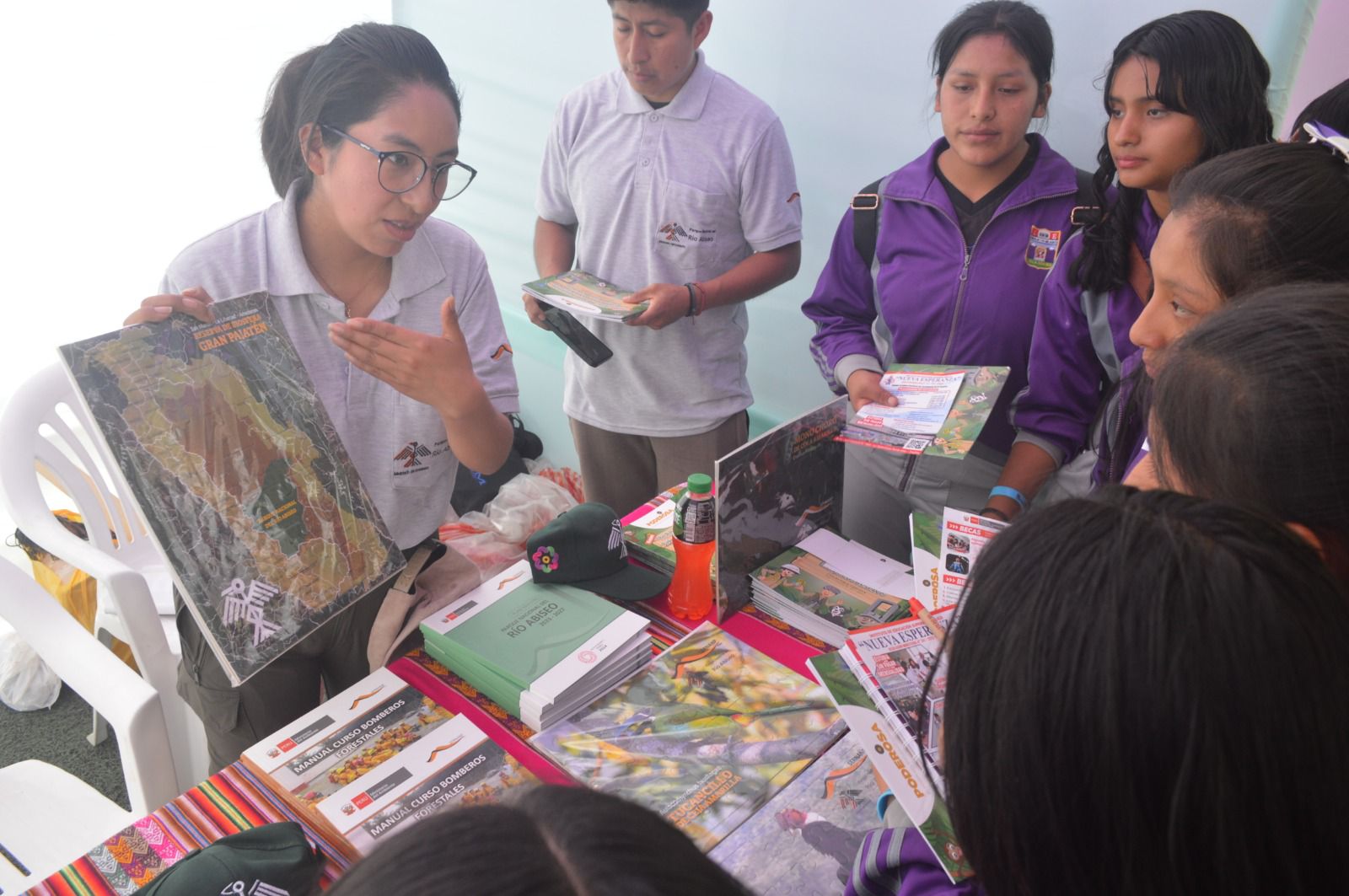 Pataz refuerza futuro laboral de su juventud escolar con II Feria Vocacional