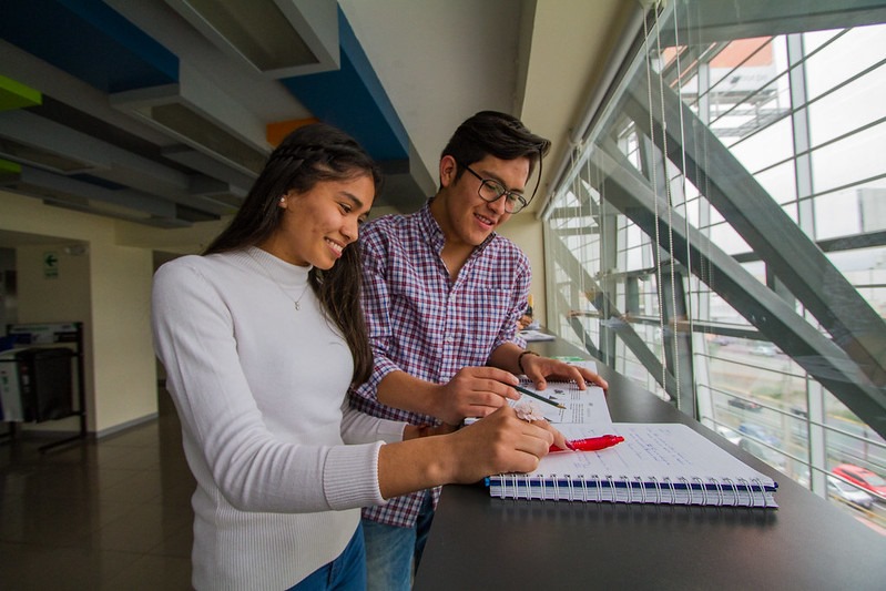 Estudiantes de universidades no licenciadas pueden postular a Beca de Traslado