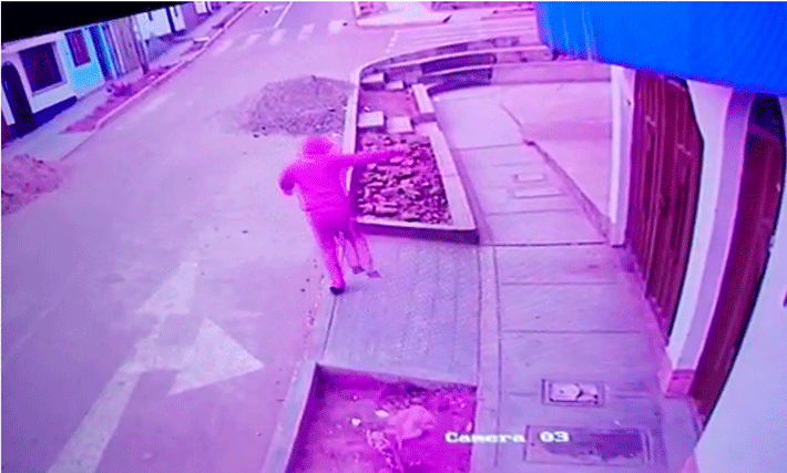 Extorsionadores disparaban contra casas a plena luz del día en Florencia de Mora