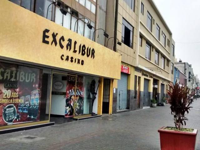 Delincuentes fuertemente armados intentaron robar casino hoy en la madrugada