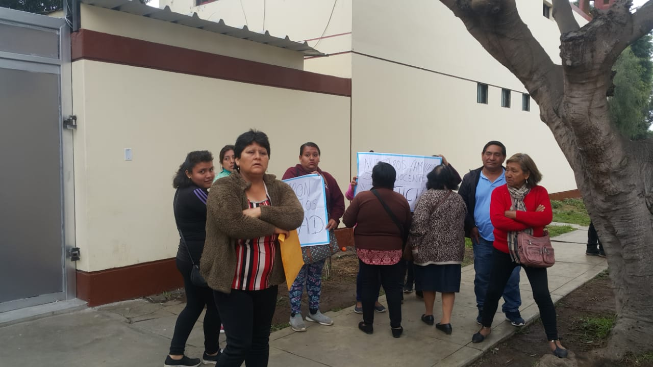 Familiares de detenidos en cerro El Toro protestan por su liberación