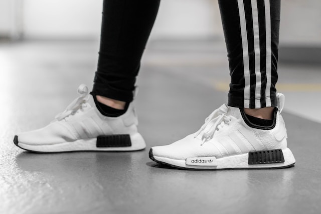 Descubre las mejores zapatillas Adidas en Perú durante el Cyber Wow 2023 