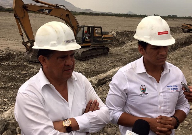 Luis Valdez verifica obras de prevención por "El Niño" en ríos de Ascope