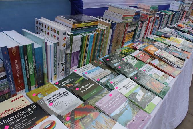 Tres días de Feria del Libro Universitario en la UNT