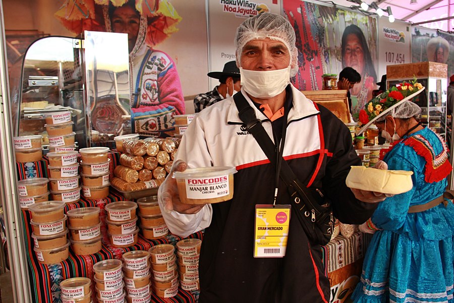 Realizan primera feria inclusiva en plazuela El Recreo de Trujillo