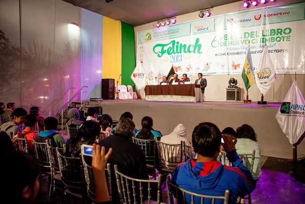 La Libertad presente en la VII Feria de Libro de Nuevo Chimbote 2014 
