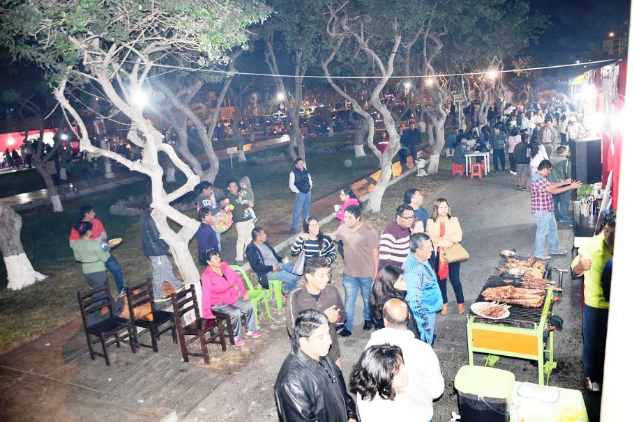 Vecinos de Víctor Larco disfrutaron potajes típicos en festival gastronómico