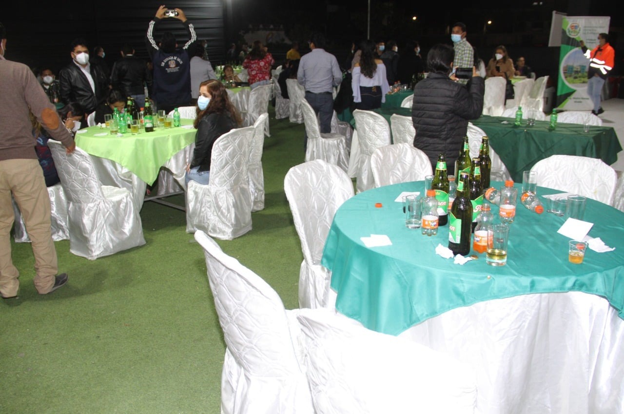 Municipalidad de La Esperanza agasajó a sus trabajadores, pero fiesta es intervenida por no respetar protocolos sanitarios