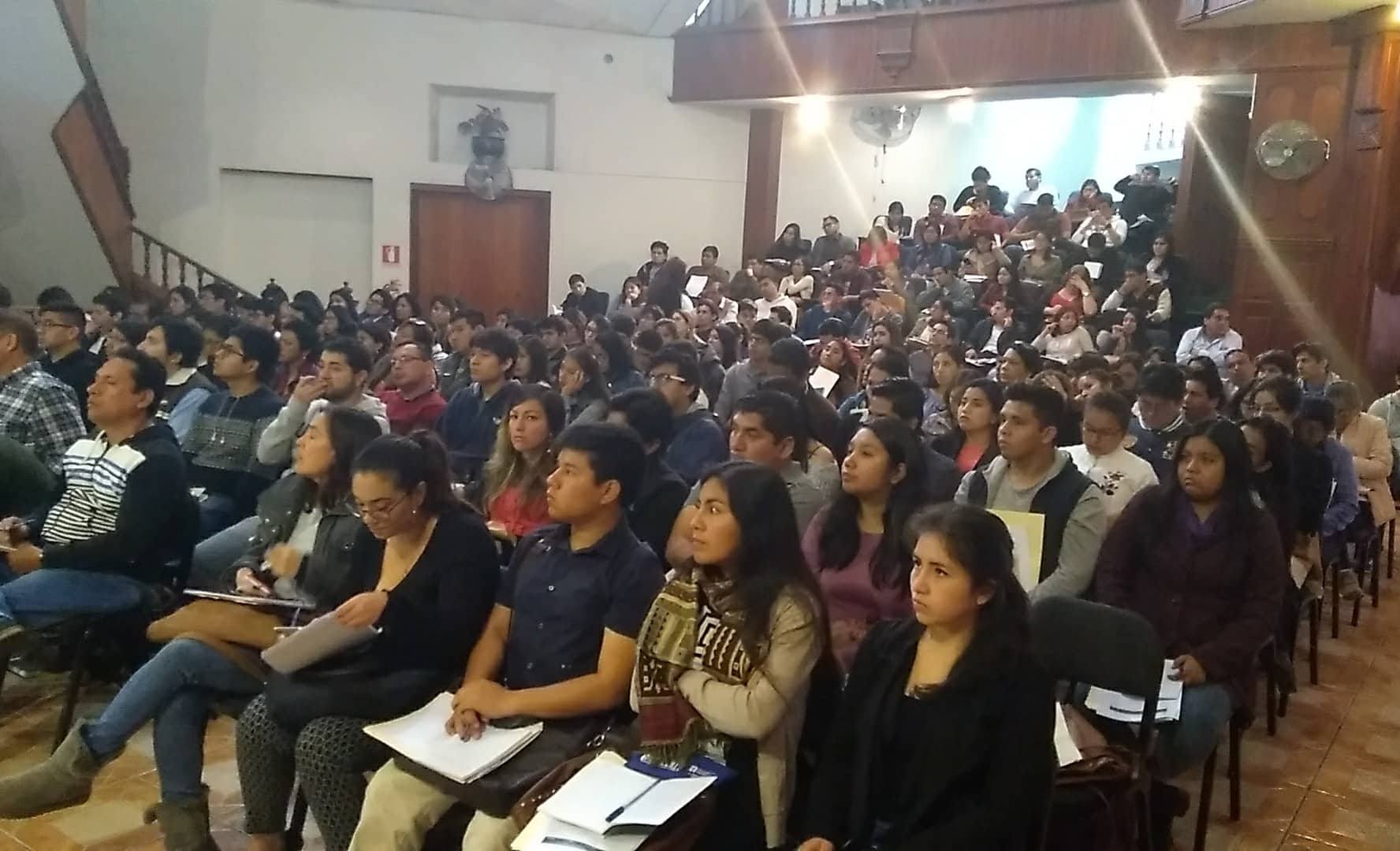 Capacitan a 253 fiscalizadores para velar por transparencia de  elecciones en La Libertad    