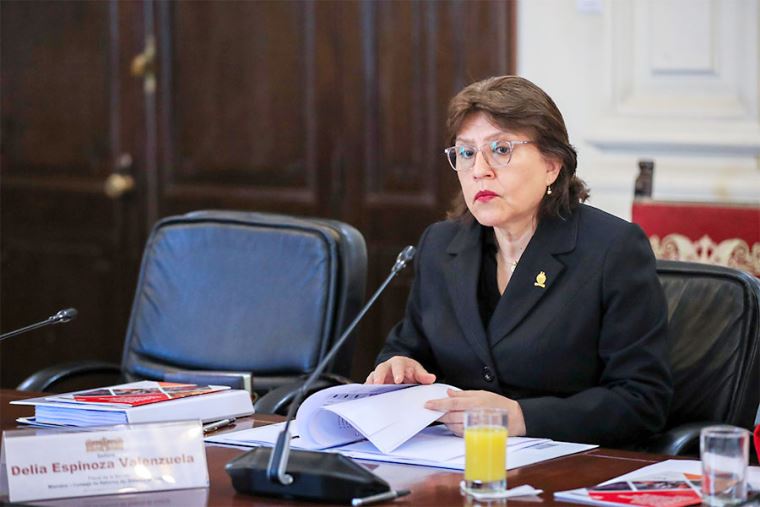  Fiscal de la Nación señala que el Congreso no puede legislar sin ver las consecuencias