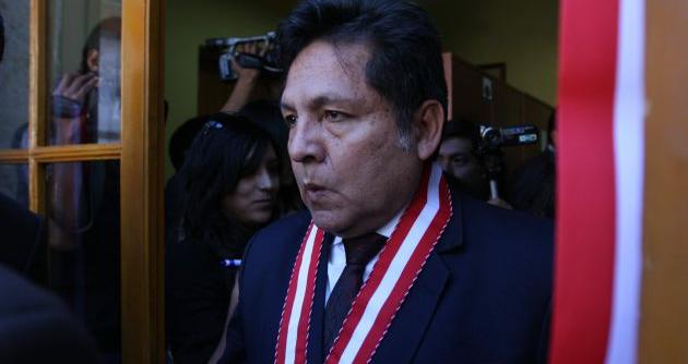 Ramos Heredia  acudió esta tarde a citación de comisión del “caso Áncash”
