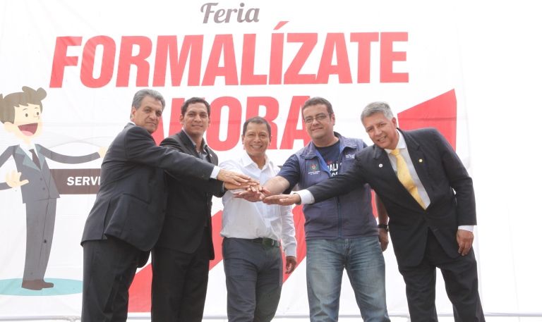 Ministro de Trabajo inauguró feria “Formalízate Ahora” en Trujillo