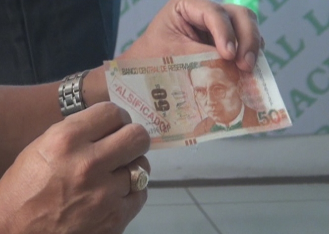 La Esperanza: decomisan más de 120 000 soles en billetes falsos