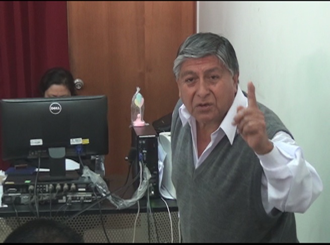 Nueve meses de prisión preventiva para profesor de la UNT que chantajeaba a su alumna