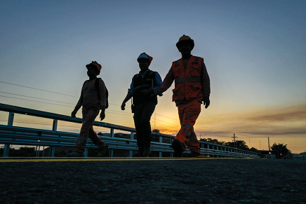  Provías reanudará ejecución de 10 obras de carreteras y 42 puentes en La Libertad y otras 7 regiones