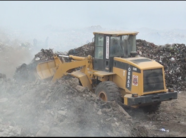 Empiezan campañas de mantenimiento a botadero de basura El Milagro