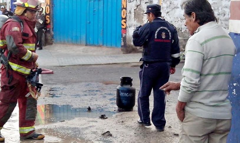 Logran controlar fuga de gas que alarmó a vecinos de sector El Molino