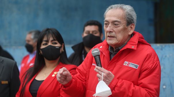 Ministro de Educación fue censurado por pleno del Congreso y debe renunciar 