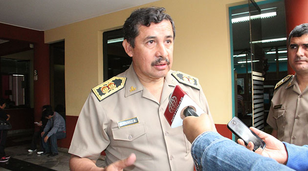 Cambian a jefe de la región policial La Libertad, Lorenzo Granados