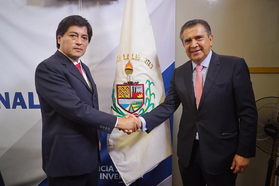 Gobernador de La Libertad respalda a gerente regional de Salud