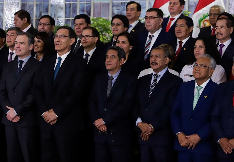 Gobernadores regionales respaldan disolución constitucional del Congreso