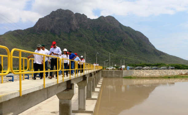 Gobernadores de Lambayeque y La Libertad verifican avances de proyecto Olmos