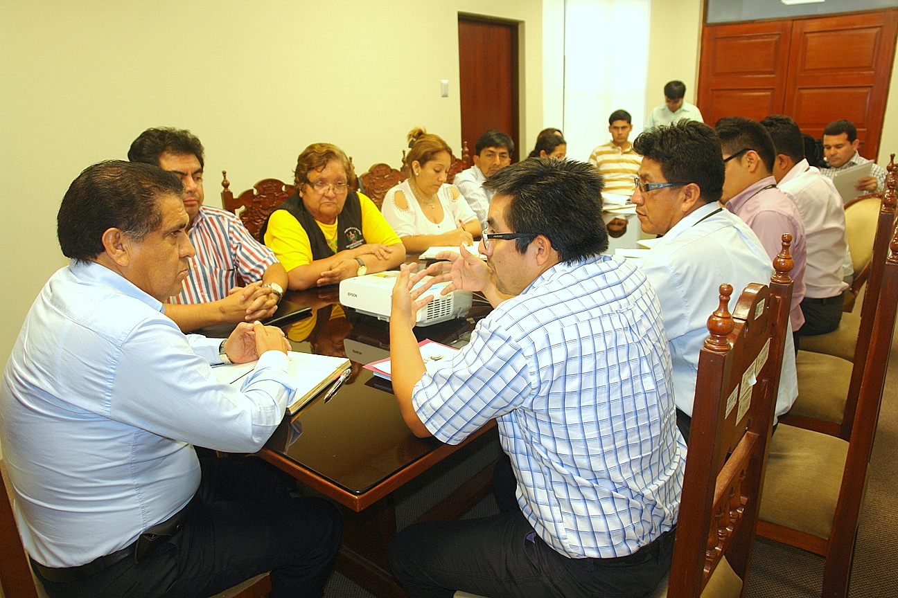 La Libertad: Ejecutarán proyectos para disminuir la pobreza en más de sesenta distritos 