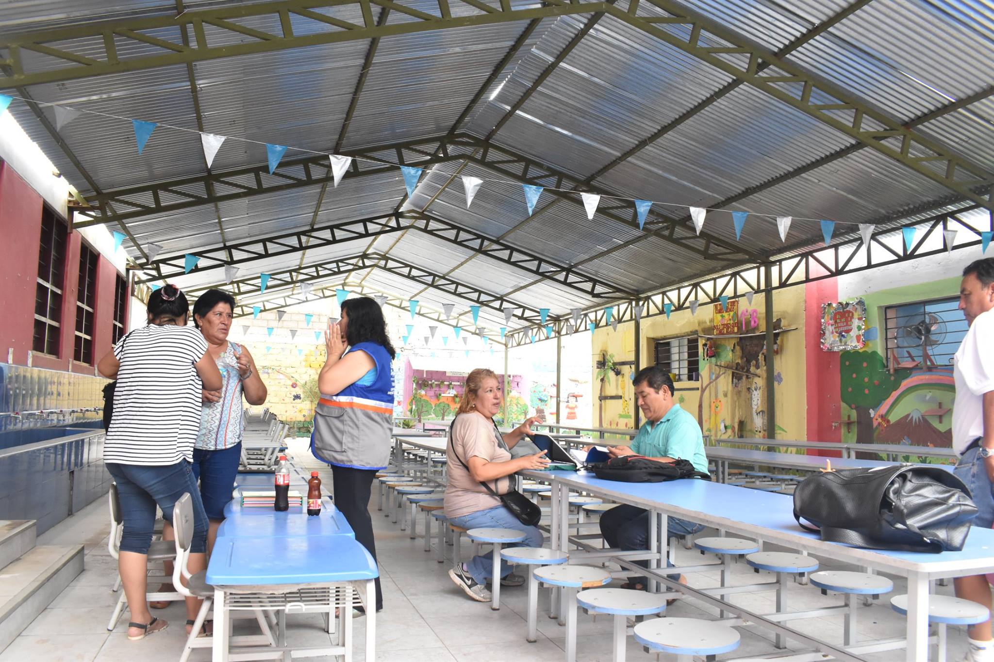 Habilitan colegios para damnificados en La Libertad