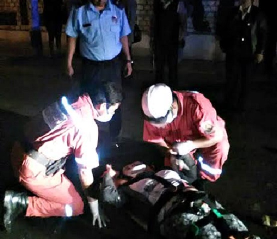 Trujillo: sujetos ebrios atropellaron con su camioneta a vendedores de comida(Vídeo)