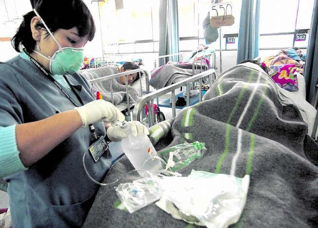 Tres profesionales de Salud contagiados con la gripe AH1N1 en Trujillo
