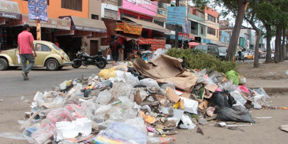 Alcalde de Trujillo se reunirá con premier Villanueva para buscar solución a problema de la basura 