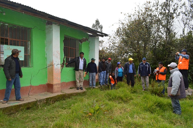 Santiago de Chuco: inspeccionan viviendas que se encuentran en riesgo en caseríos