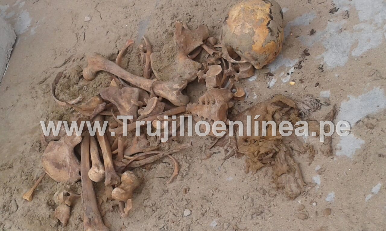 Moche: Hallan restos óseos de una mujer cerca a iglesia en Miramar