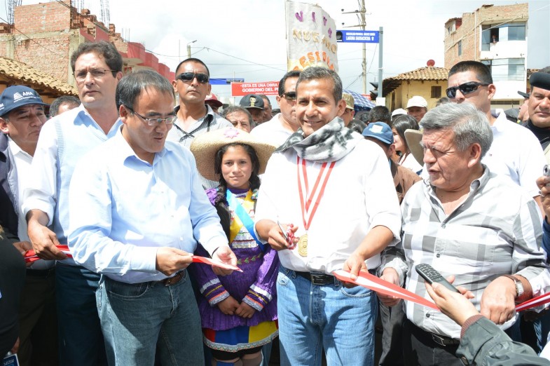 Humala entregó obras en tramo de vía  Huamachuco-Sacsacocha-Puente Pallar