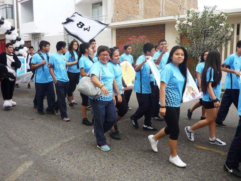 IE San Luis organiza olimpiadas en un ambiente de fiesta