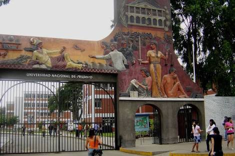 Renuncia rector interino de Universidad Nacional de Trujillo