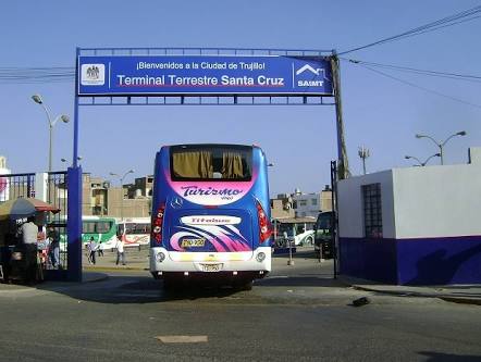 Terminal Santa Cruz continuará ubicado en el barrio Chicago