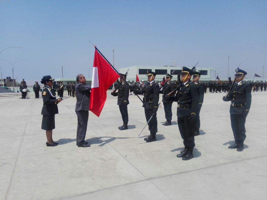 Trujillo: policía renueva compromiso con ciudadanía en aniversario 