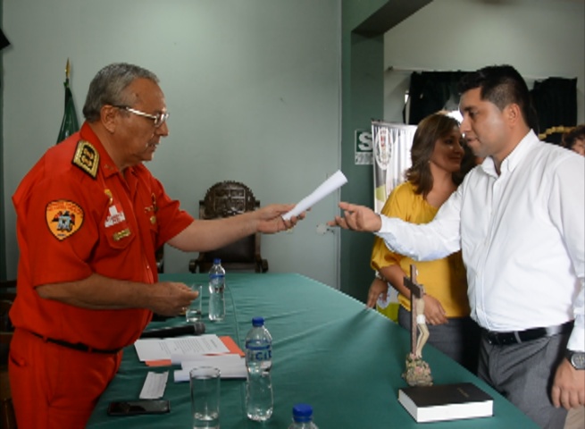 Anuncian construcción de compañía de bomberos en La Esperanza