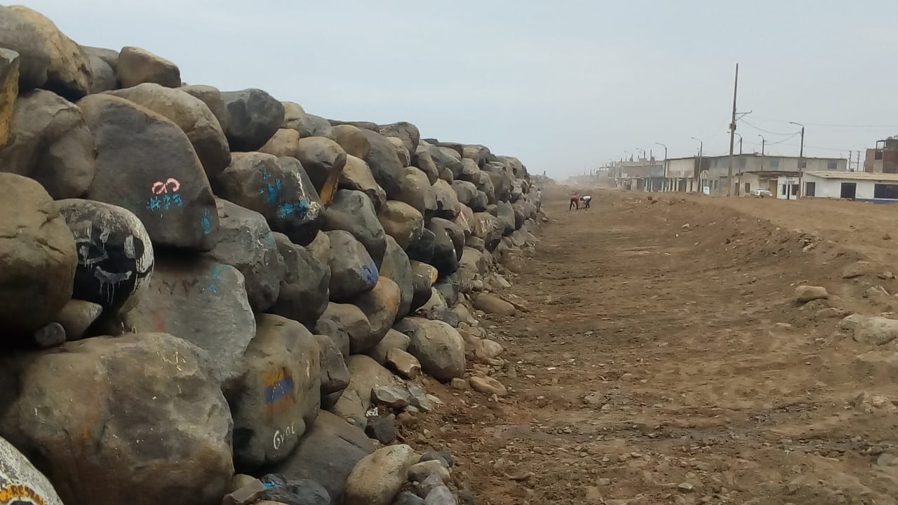 Refuerzan enrocado de Buenos Aires para evitar inundaciones