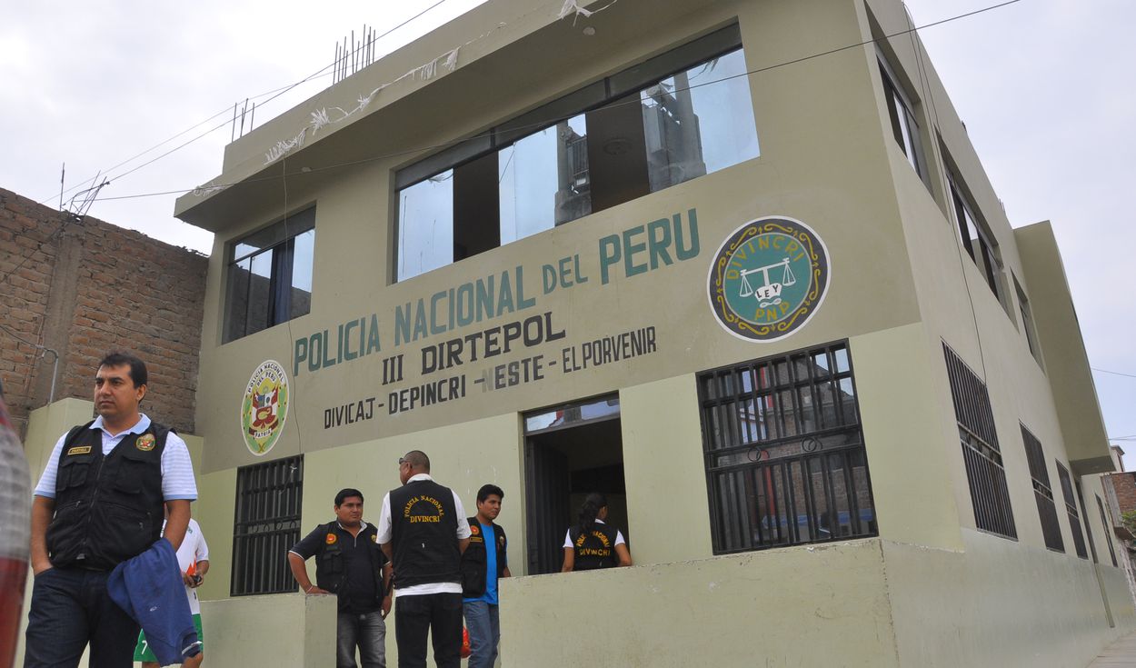 La Esperanza: Cuatro hampones caen luego de robar un camión repartidor