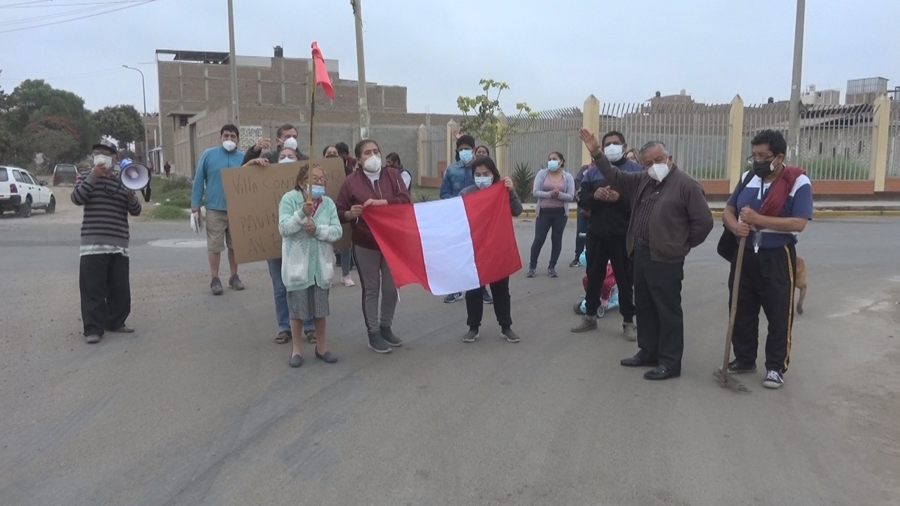 Vecinos de Villa del Contador exigen a alcalde de Trujillo el asfaltado de calles principal