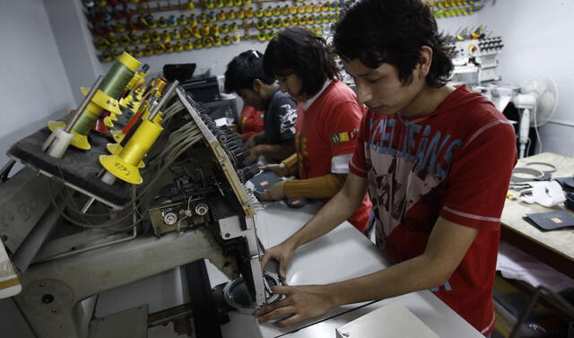 INEI: 2,2 millones de personas subsiste por un empleo precarizado