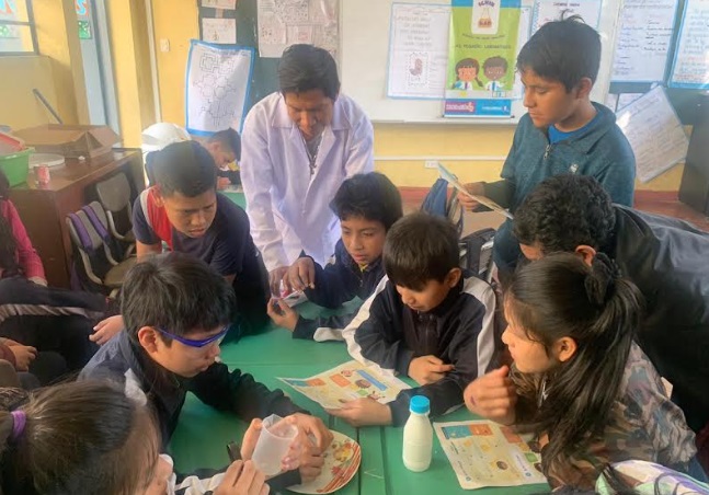 Joven shipibo revaloriza la identidad amazónica desde las aulas